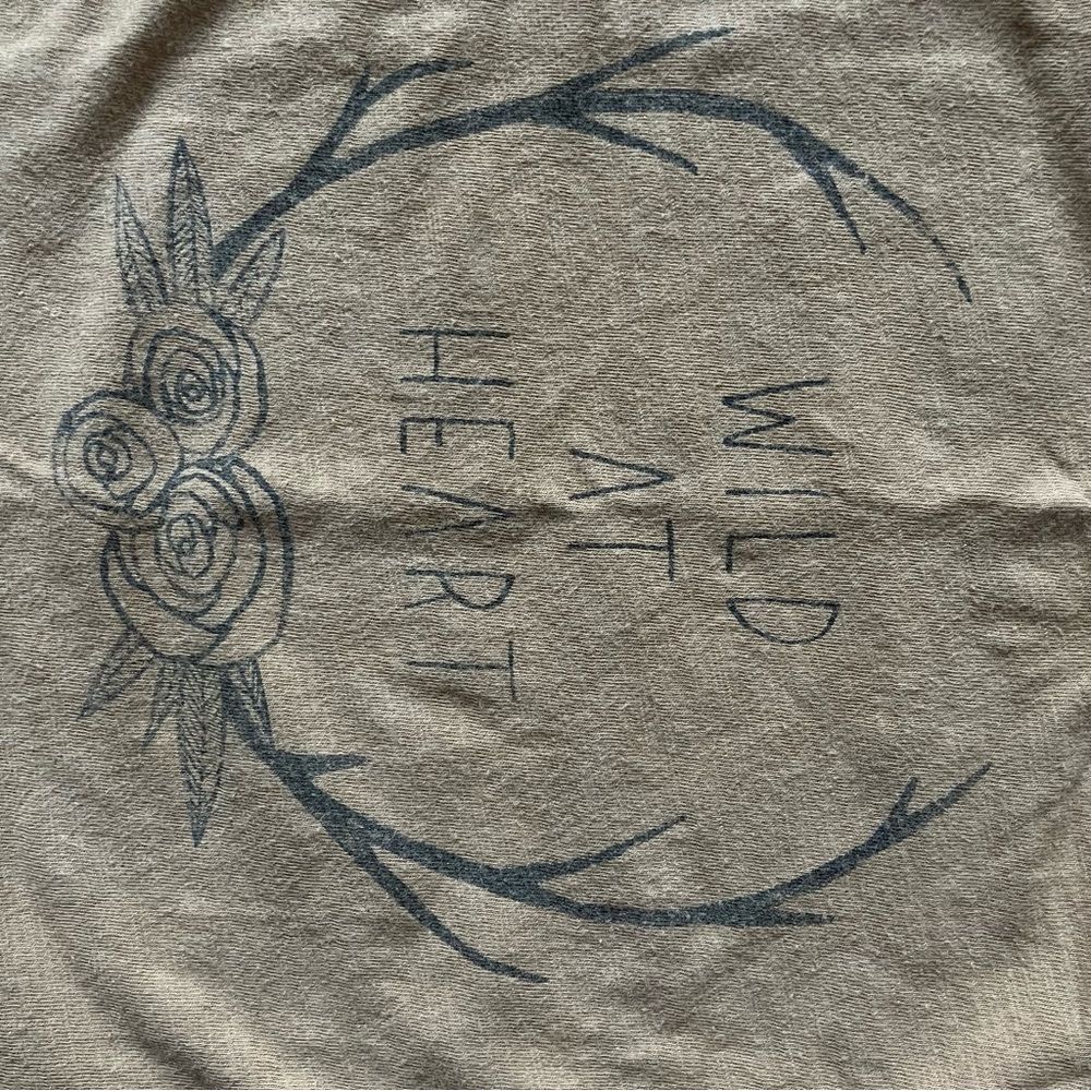 Rylee & Cru Wild at Heart Tan Beige Cotton Earthy Muted Graphic Tee T-Shirt 6-12 - Picture 3 of 6
